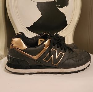 New Balance Women's Running Shoes in Black Rose Gold